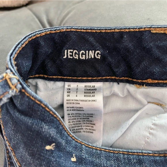 American Eagle Jeans - Jegging - Size 2 - Picture 5 of 6